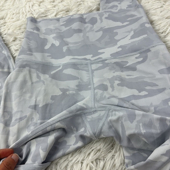 Lululemon Wunder Under Super HR Tight *Luxtreme 28" Incognito Camo Jacquard - Picture 3 of 6